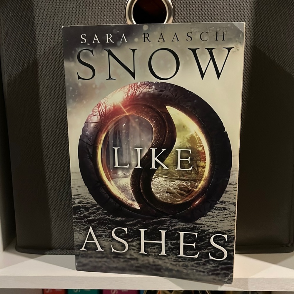 Snow Like Ashes by Sara Raasch YA BOOK